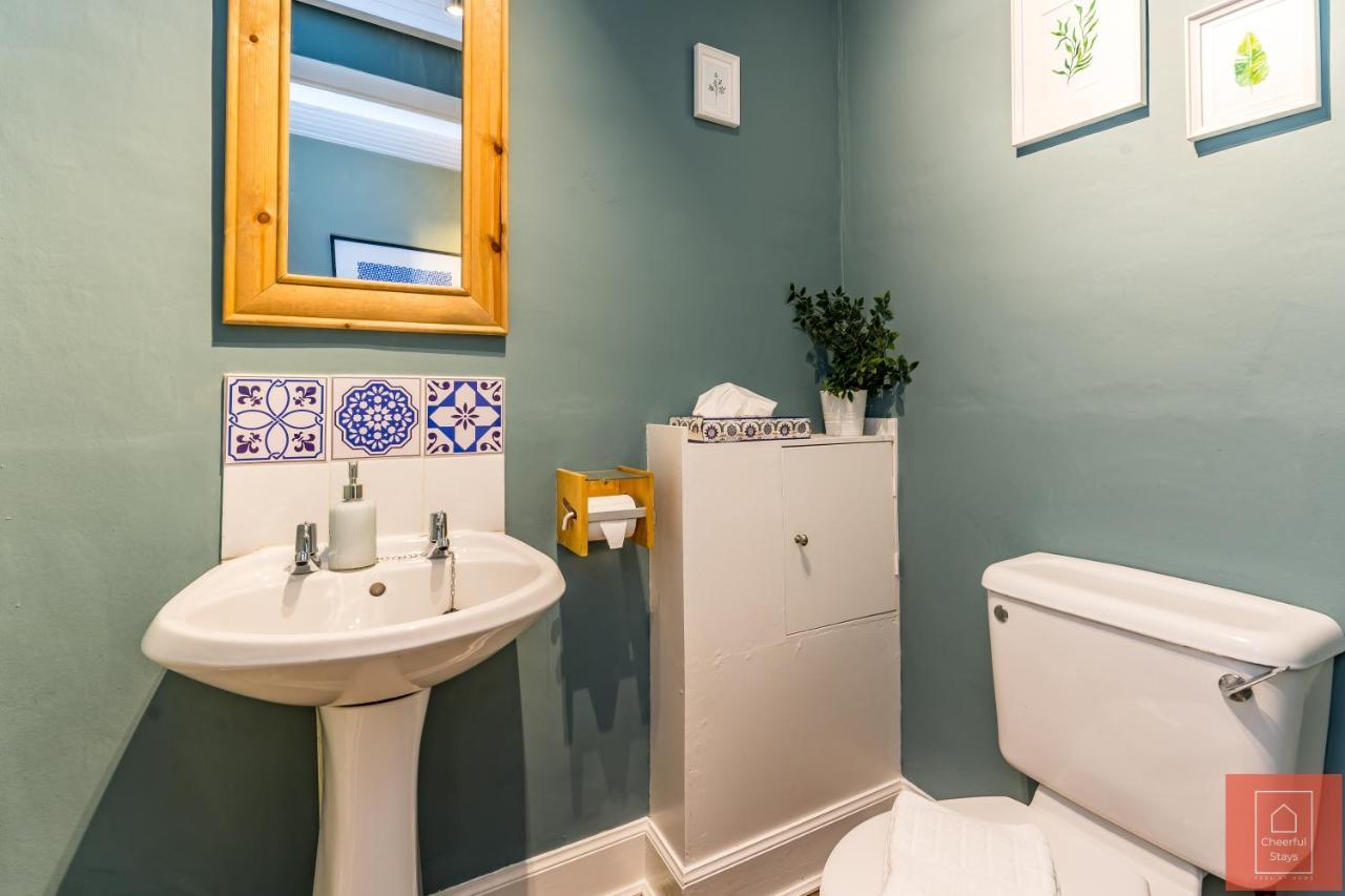 Cheerful Stays: Spacious Flat In Vibrant Leith EDI Exterior photo