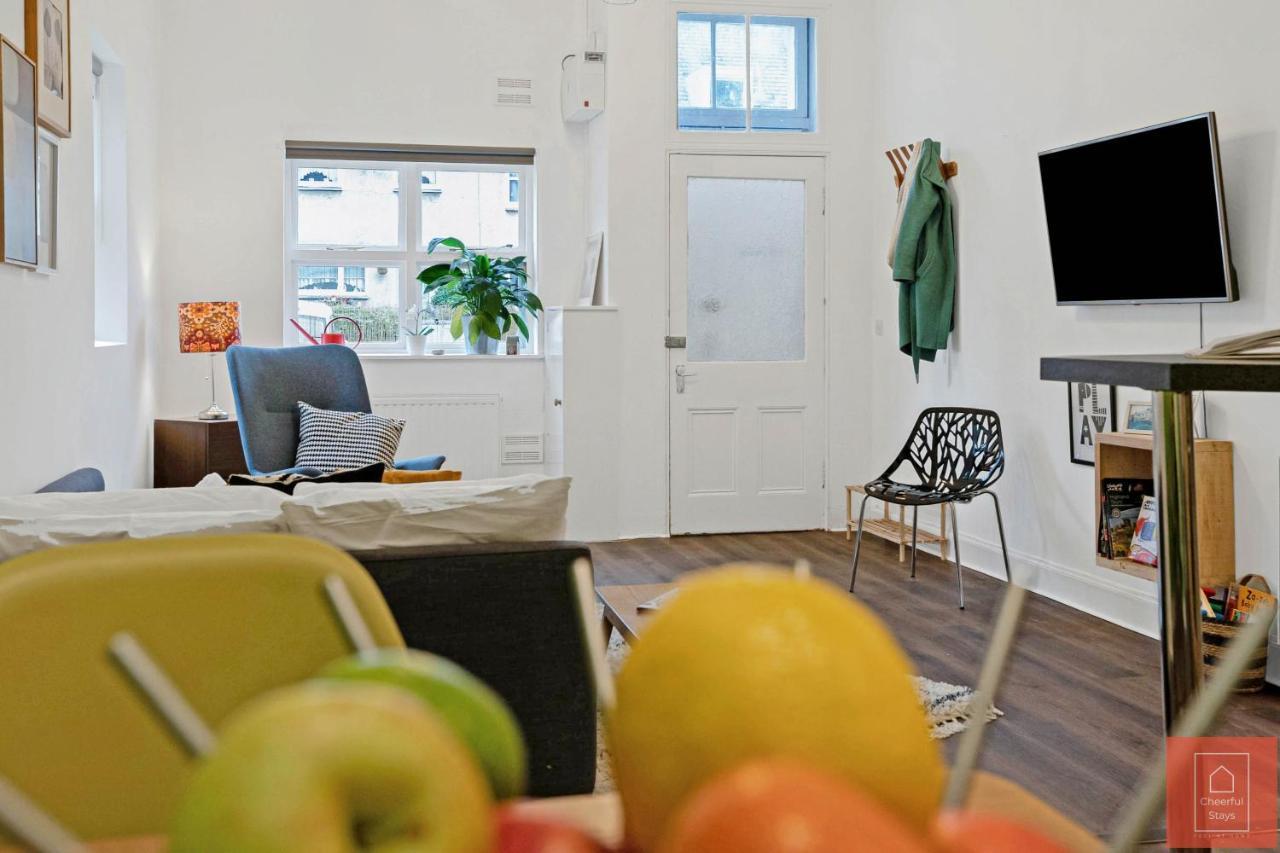 Cheerful Stays: Spacious Flat In Vibrant Leith EDI Exterior photo