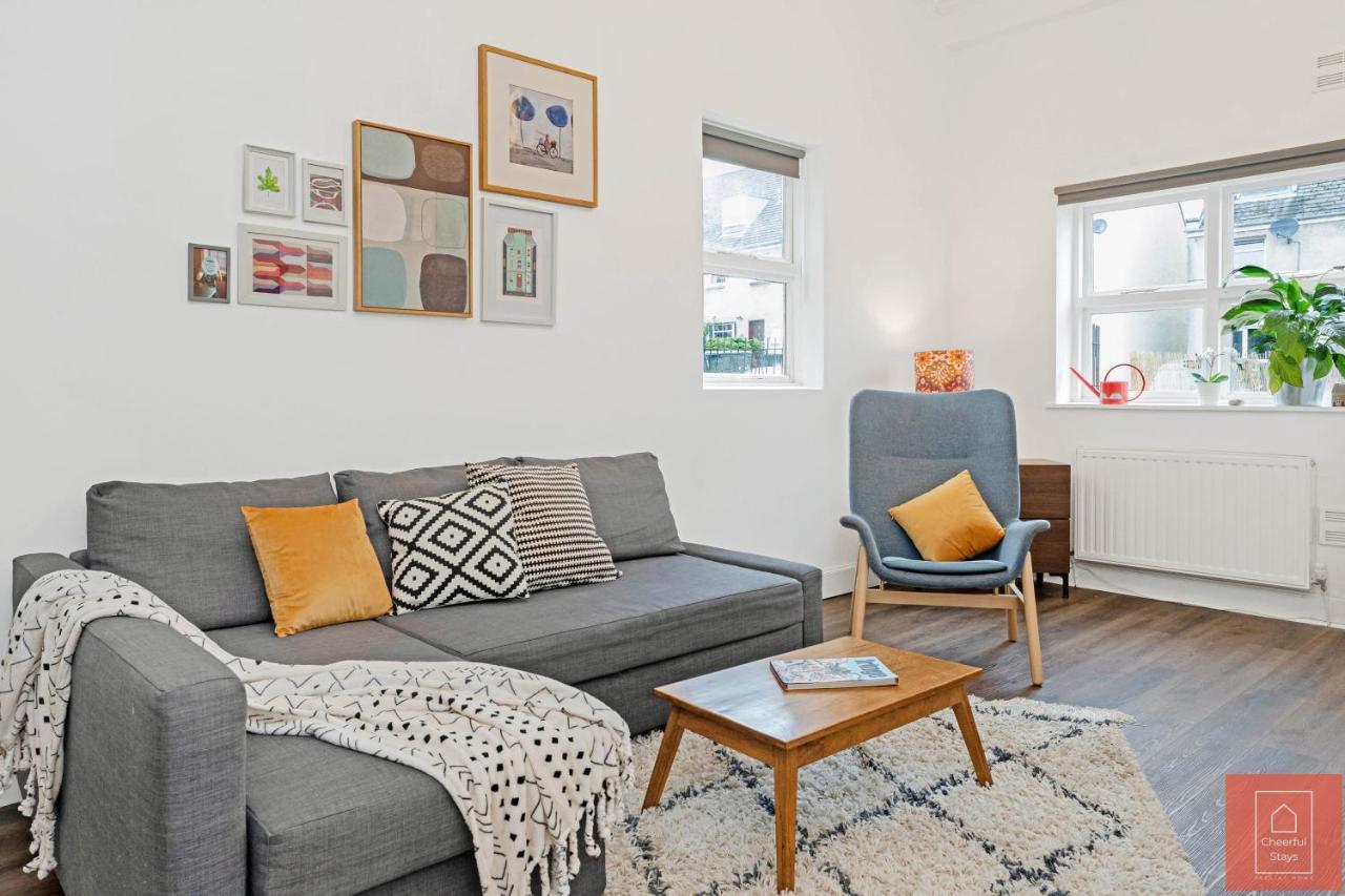 Cheerful Stays: Spacious Flat In Vibrant Leith EDI Exterior photo